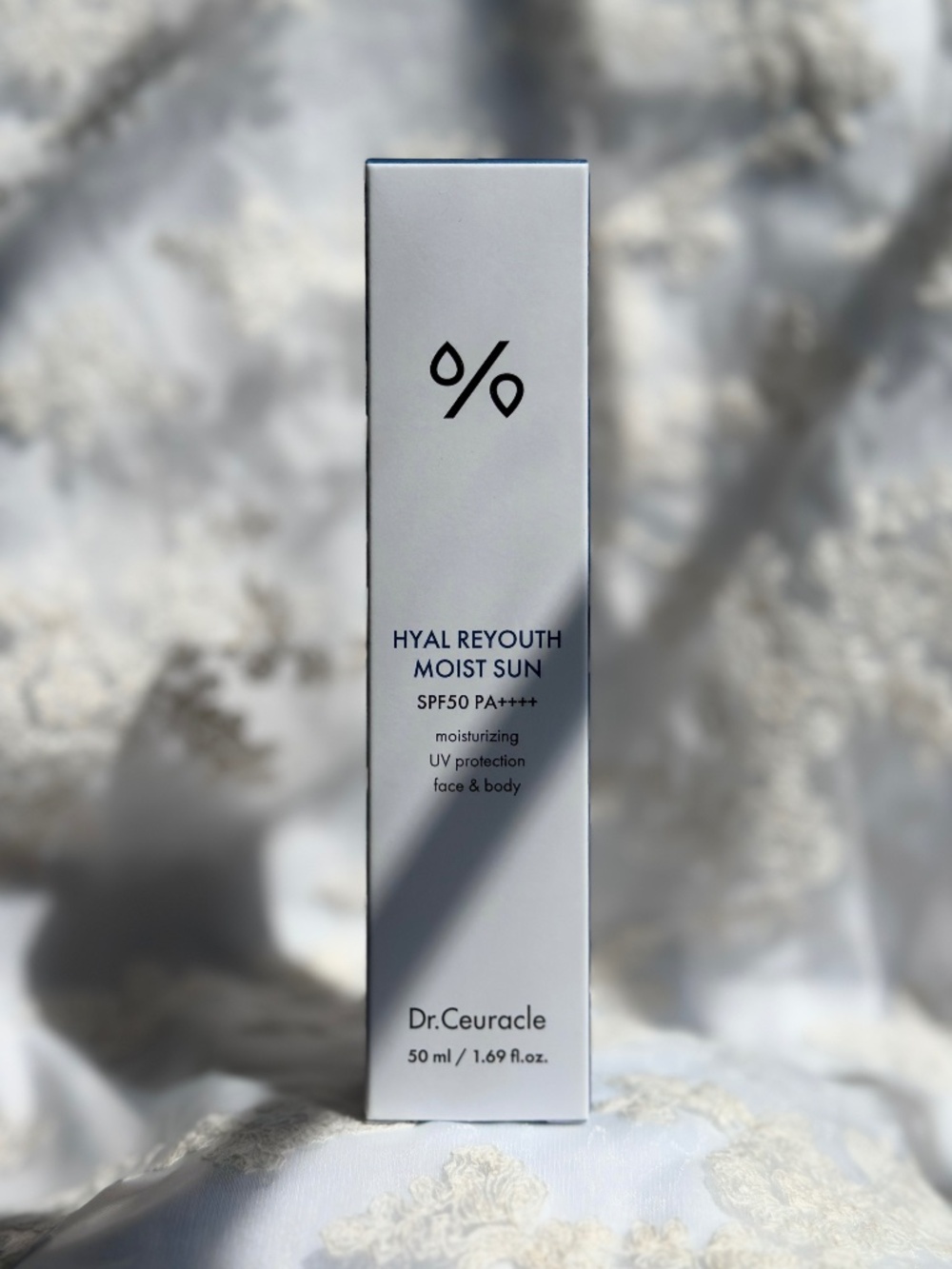 Dr. Ceuracle Hyal Reyouth Moist Sun